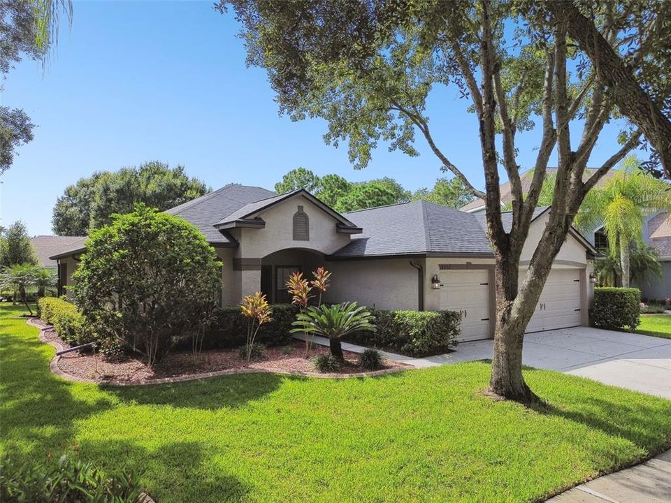 Active With Contract: $600,000 (3 beds, 2 baths, 1953 Square Feet)