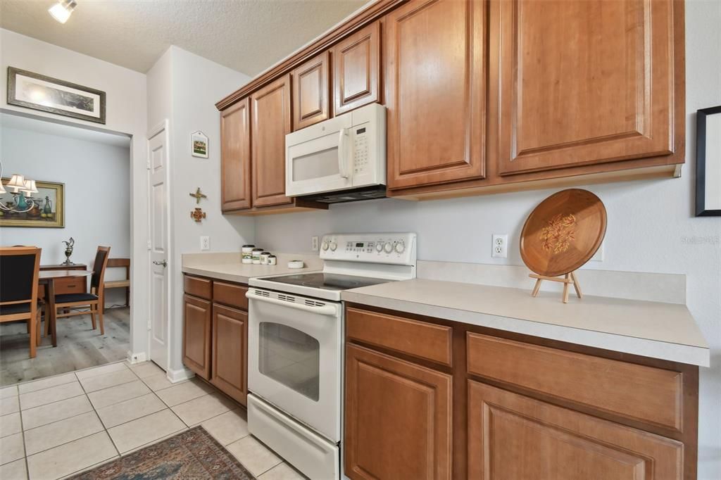 Closet pantry