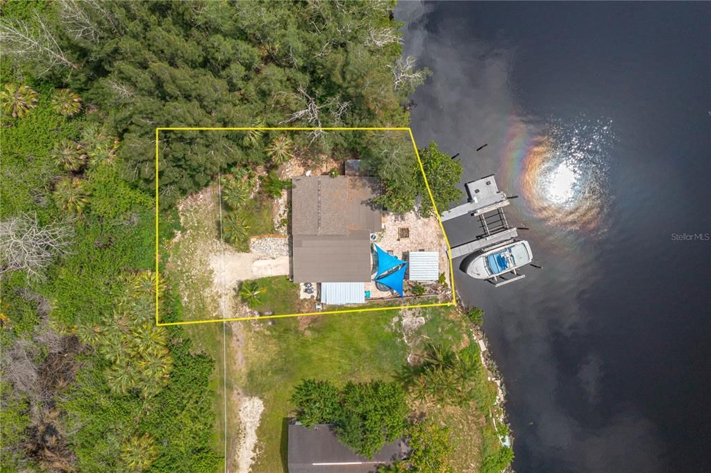 Active With Contract: $370,000 (3 beds, 1 baths, 1094 Square Feet)