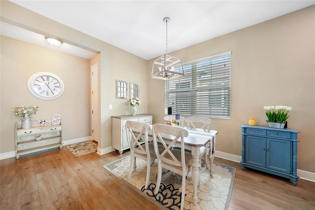 Active With Contract: $319,000 (3 beds, 2 baths, 1495 Square Feet)