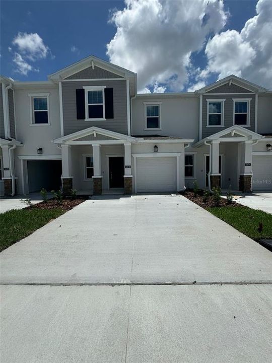 Vendido Recientemente: $356,000 (3 camas, 2 baños, 0 Pies cuadrados)