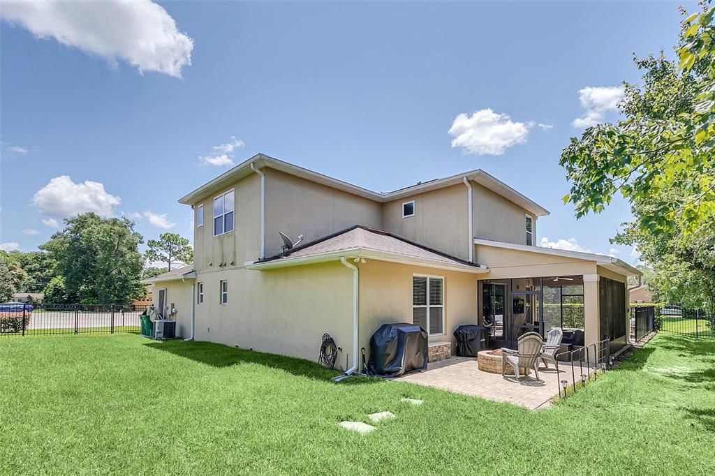 Active With Contract: $790,000 (4 beds, 3 baths, 3061 Square Feet)