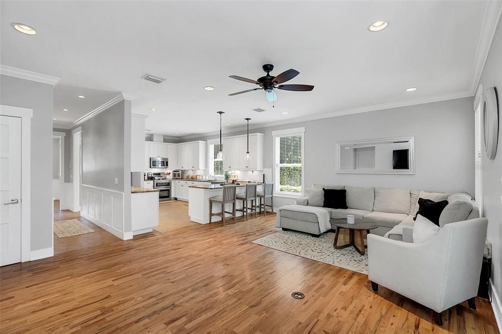 Active With Contract: $790,000 (4 beds, 3 baths, 3061 Square Feet)