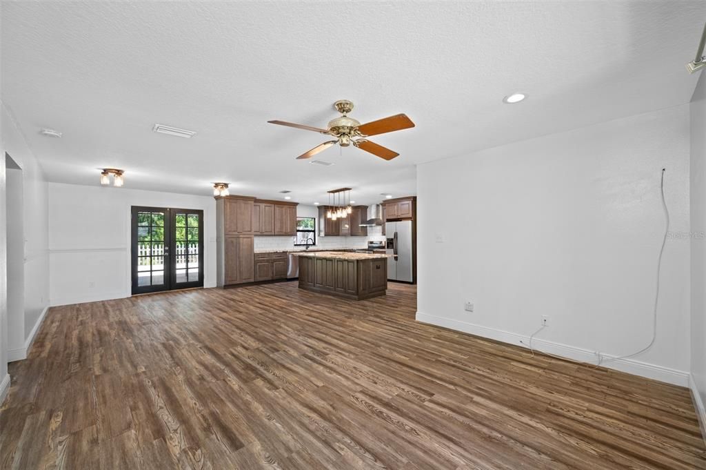 Active With Contract: $445,000 (4 beds, 2 baths, 1808 Square Feet)