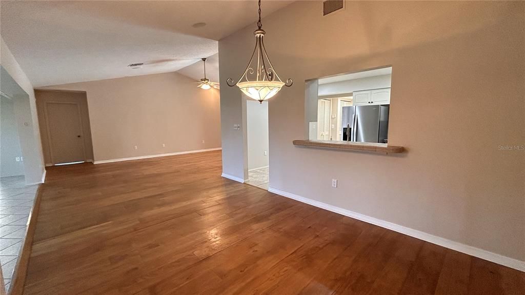 For Rent: $2,850 (2 beds, 2 baths, 2154 Square Feet)