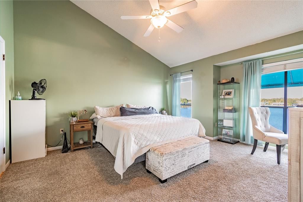 Active With Contract: $2,100 (3 beds, 2 baths, 1692 Square Feet)