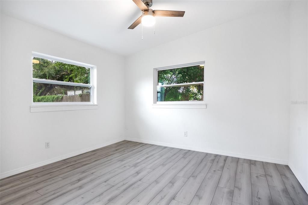 Active With Contract: $439,000 (3 beds, 2 baths, 1175 Square Feet)