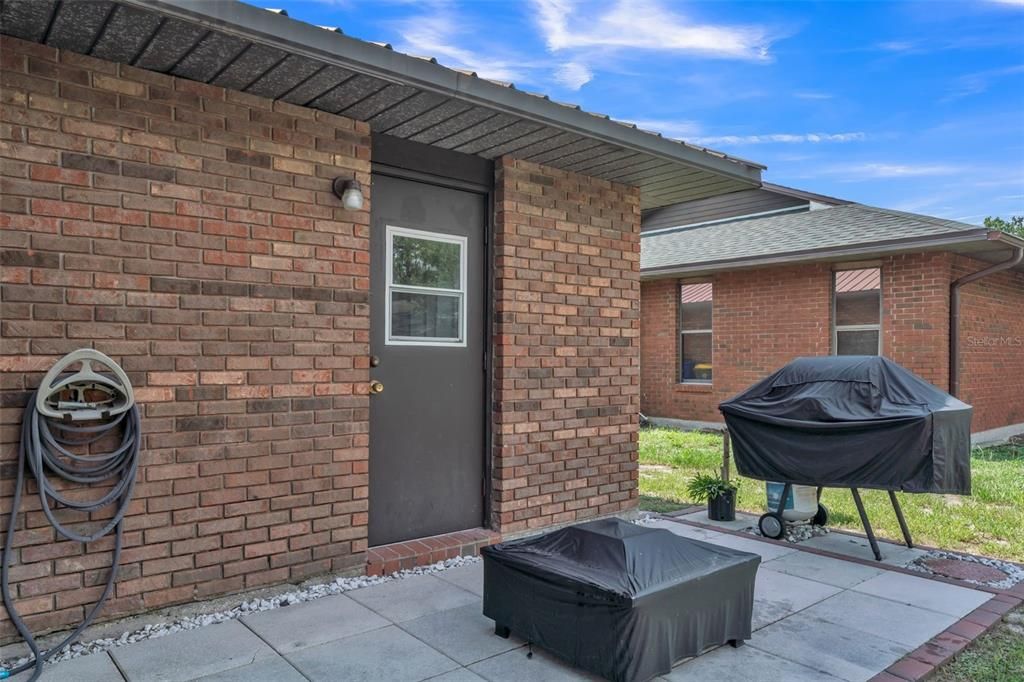 For Sale: $264,900 (3 beds, 2 baths, 1286 Square Feet)