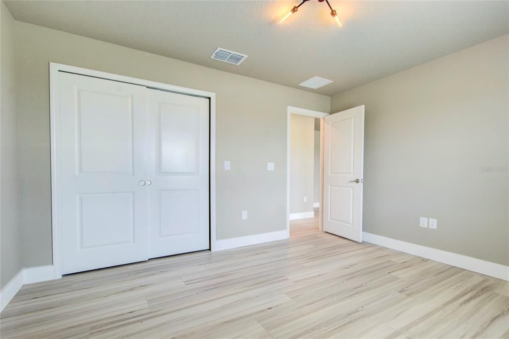 For Sale: $359,000 (2 beds, 2 baths, 1747 Square Feet)