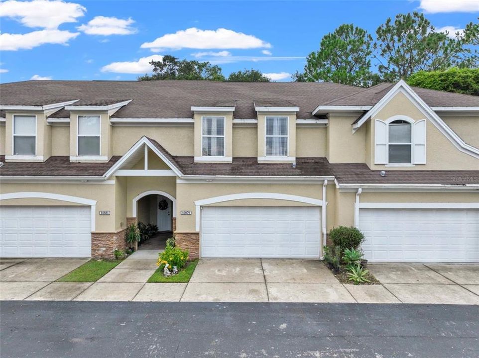 Recently Rented: $2,400 (3 beds, 2 baths, 1736 Square Feet)