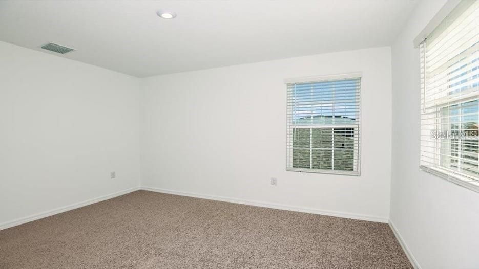 Active With Contract: $2,550 (3 beds, 2 baths, 1864 Square Feet)