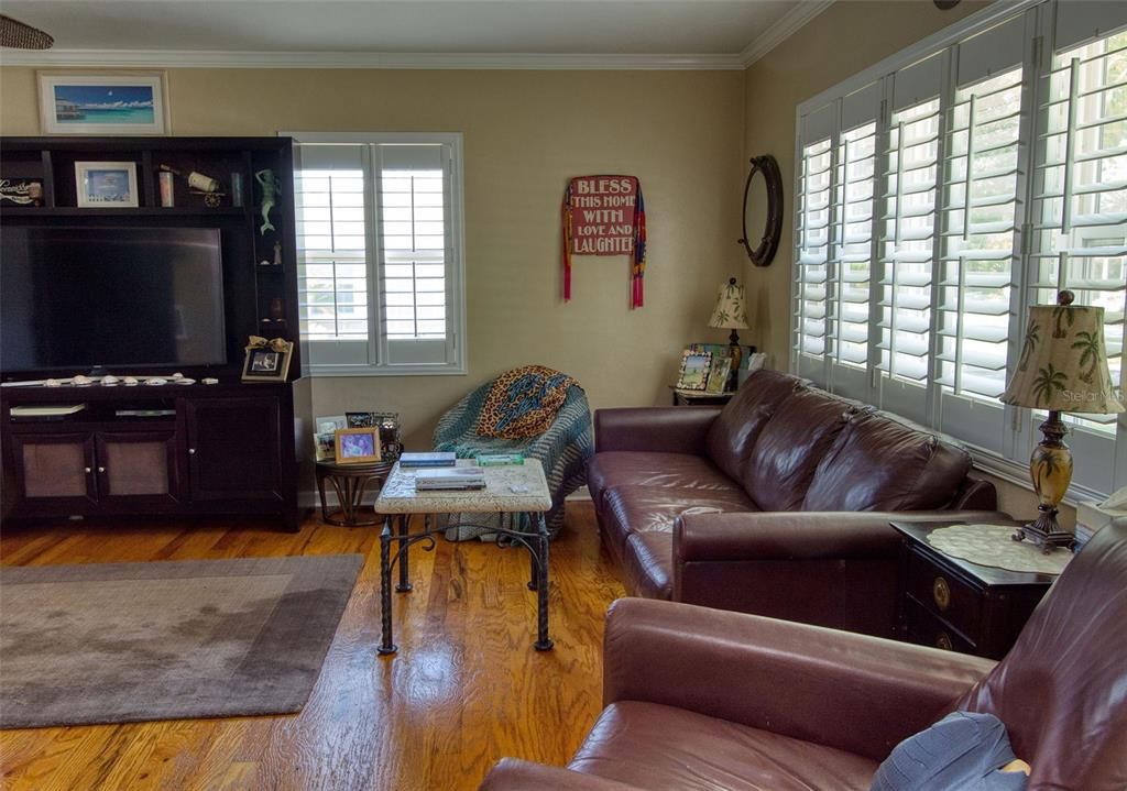 Nice size living room dining room combo