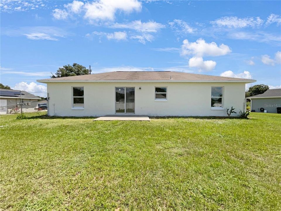 Active With Contract: $225,000 (3 beds, 2 baths, 1221 Square Feet)