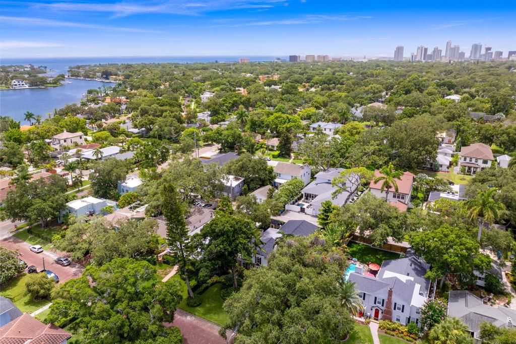 Active With Contract: $1,850,000 (3 beds, 3 baths, 2048 Square Feet)