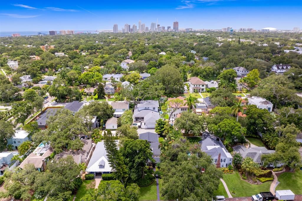 Active With Contract: $1,850,000 (3 beds, 3 baths, 2048 Square Feet)