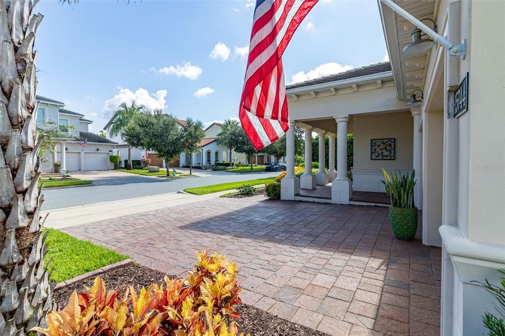 Active With Contract: $764,900 (3 beds, 3 baths, 2323 Square Feet)