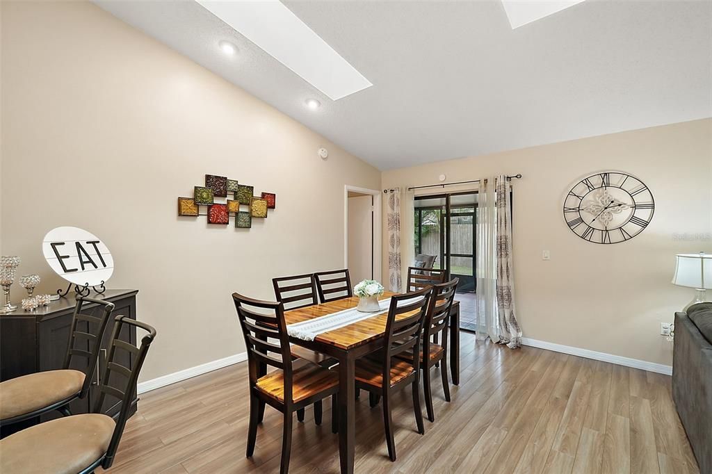 Active With Contract: $399,000 (3 beds, 2 baths, 1474 Square Feet)