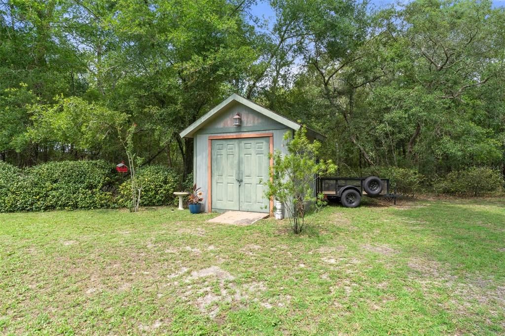 Active With Contract: $299,000 (2 beds, 2 baths, 1358 Square Feet)