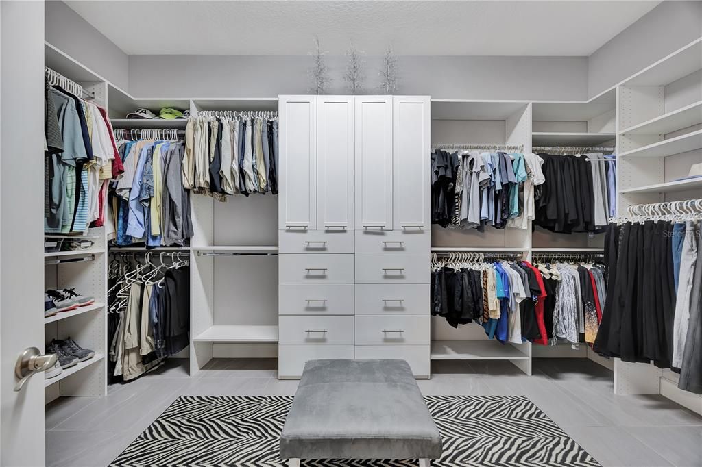 Custom closet