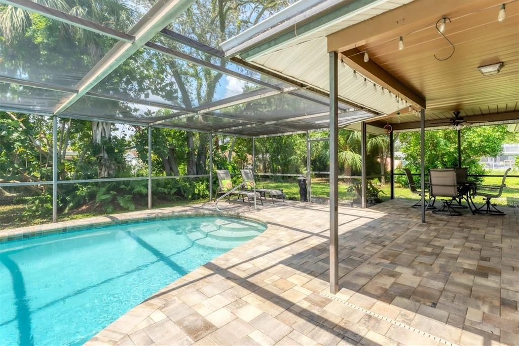 Covered space in the screen enclosed lanai