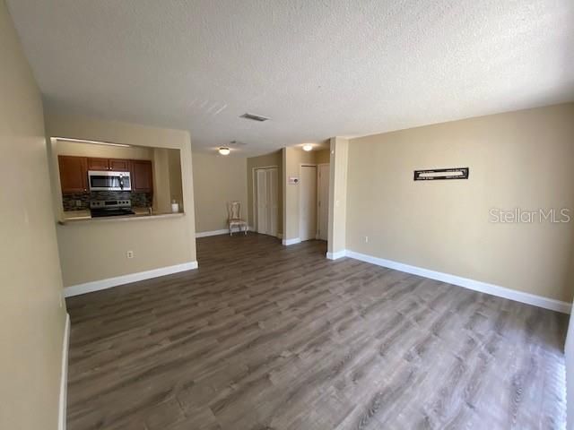 For Rent: $1,450 (2 beds, 2 baths, 950 Square Feet)