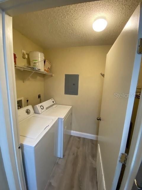 For Rent: $1,450 (2 beds, 2 baths, 950 Square Feet)