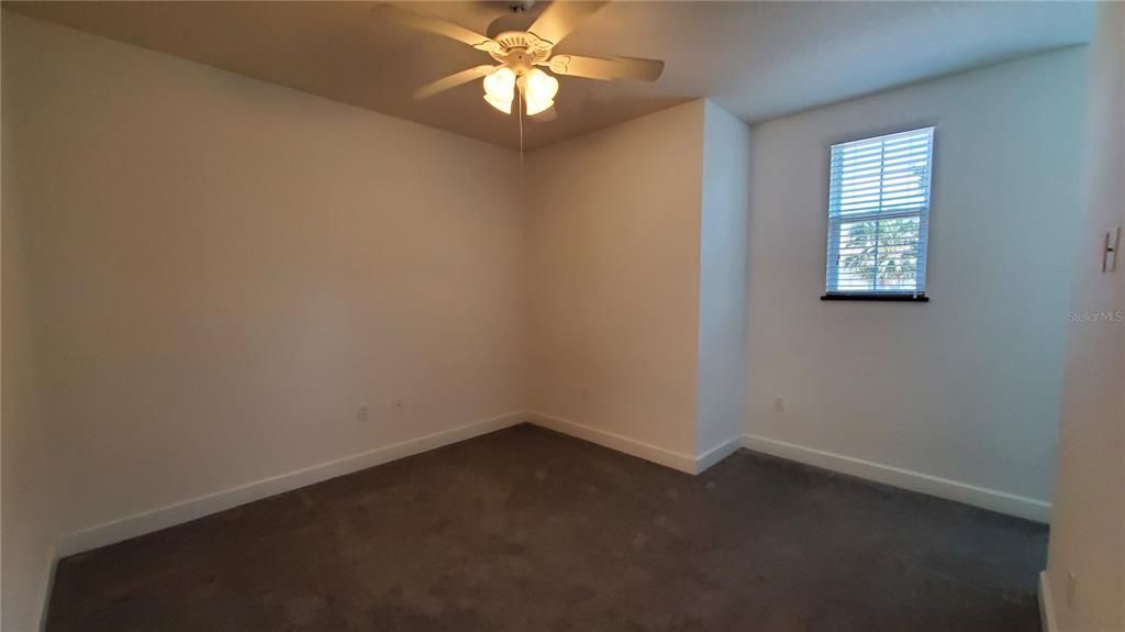 For Rent: $2,000 (3 beds, 3 baths, 1512 Square Feet)