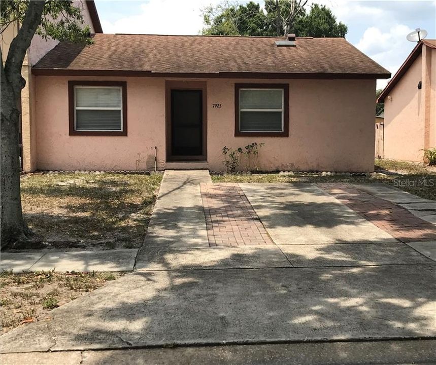 Recently Rented: $1,590 (3 beds, 2 baths, 1132 Square Feet)