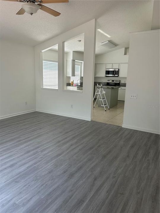 Active With Contract: $2,450 (4 beds, 2 baths, 1936 Square Feet)