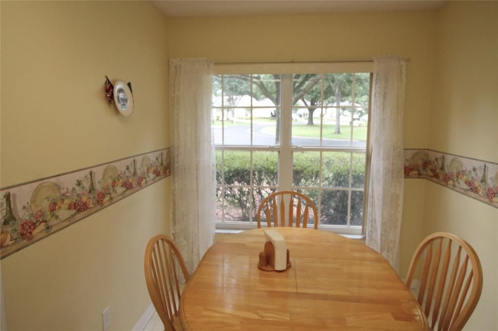 For Sale: $349,000 (2 beds, 2 baths, 1363 Square Feet)