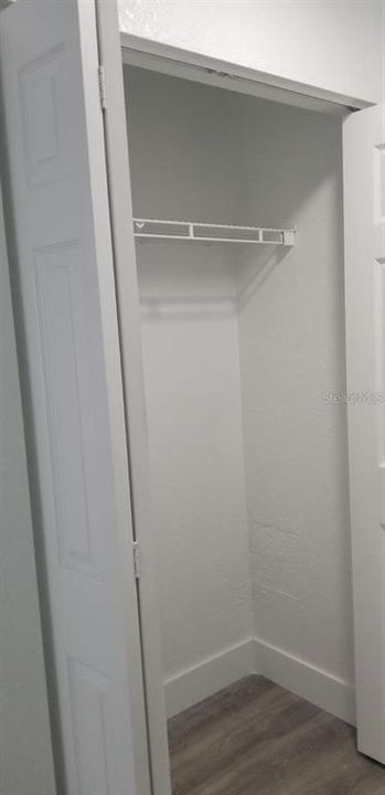 Active With Contract: $1,450 (1 beds, 1 baths, 574 Square Feet)