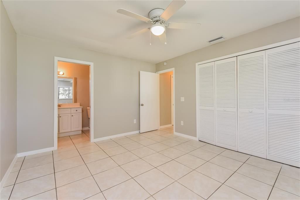 For Rent: $1,830 (3 beds, 2 baths, 1244 Square Feet)