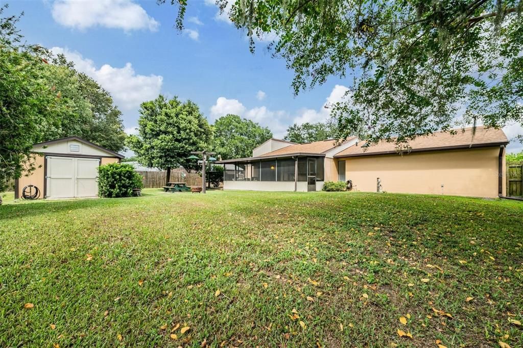 Active With Contract: $320,000 (3 beds, 2 baths, 1575 Square Feet)