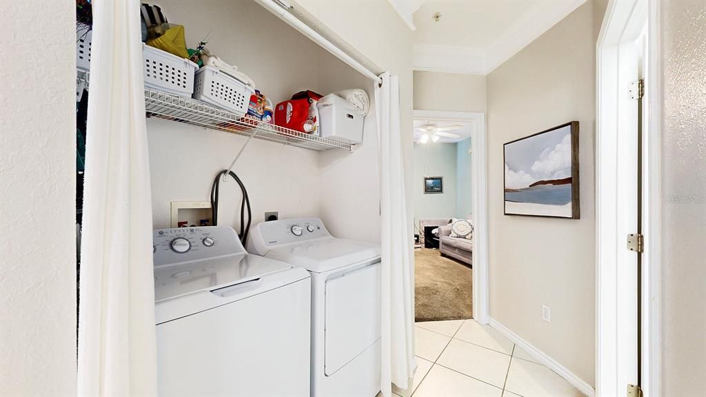 For Sale: $300,000 (2 beds, 2 baths, 1153 Square Feet)