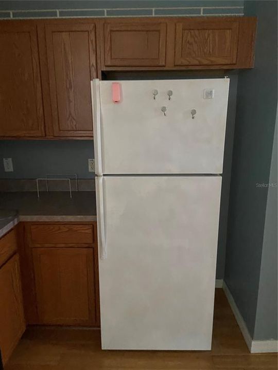 Refrigerator included