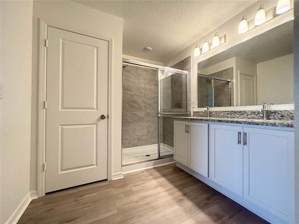 Active With Contract: $2,400 (4 beds, 2 baths, 1696 Square Feet)