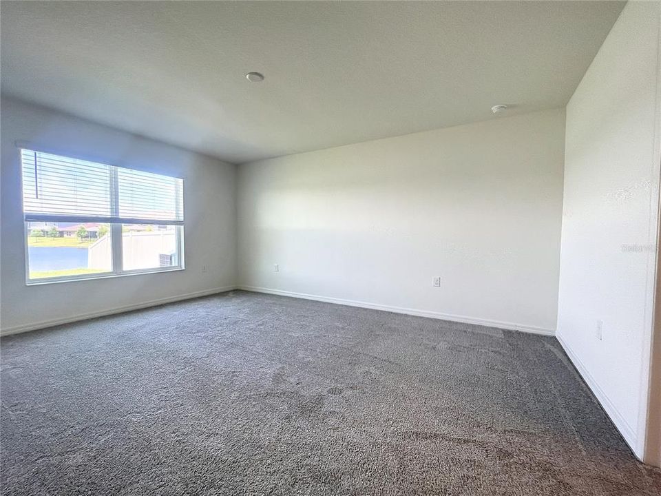 Active With Contract: $2,400 (4 beds, 2 baths, 1696 Square Feet)