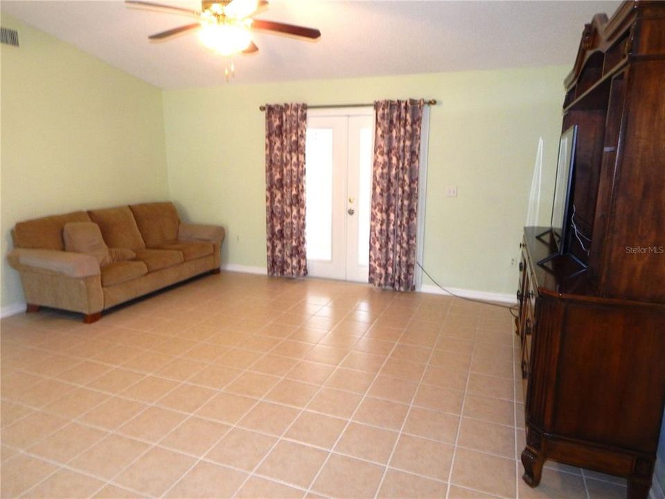 Spacious Living Room