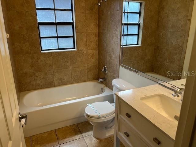 For Rent: $1,195 (2 beds, 1 baths, 868 Square Feet)