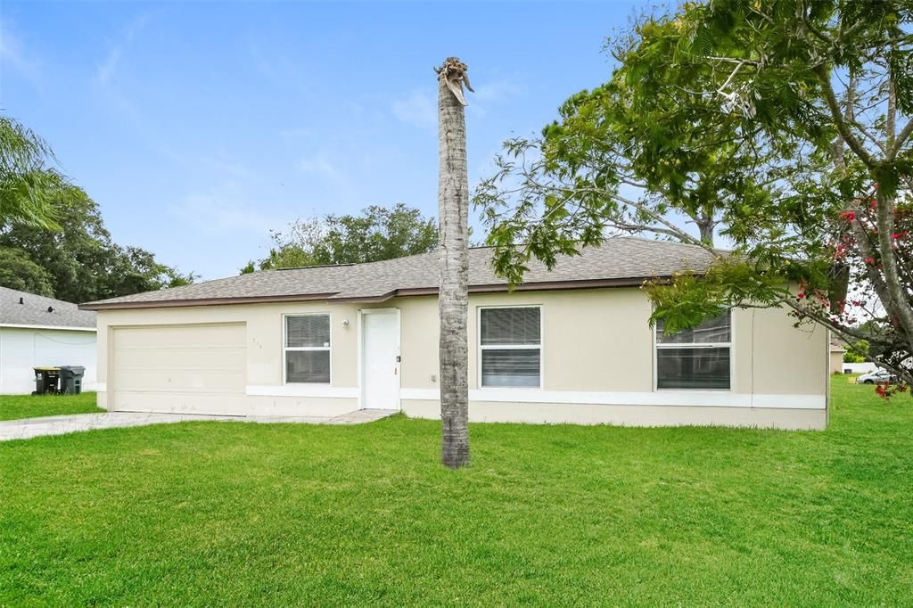 Active With Contract: $1,385 (3 beds, 2 baths, 1048 Square Feet)