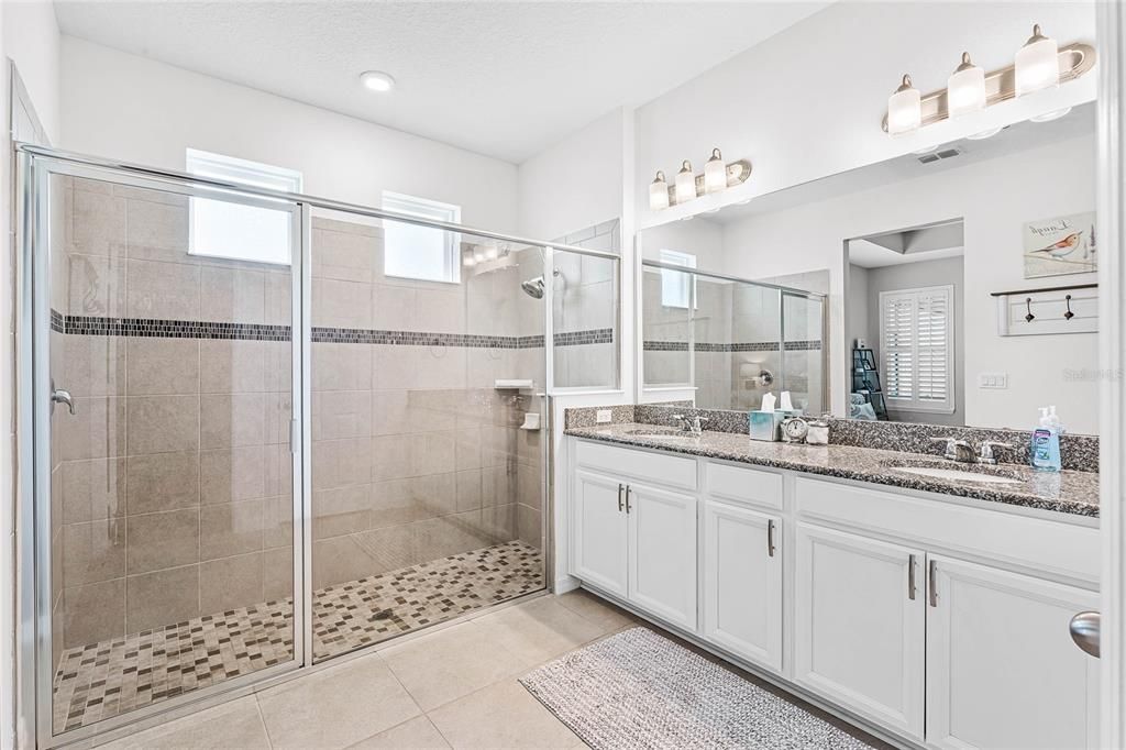 Active With Contract: $535,000 (4 beds, 2 baths, 2236 Square Feet)