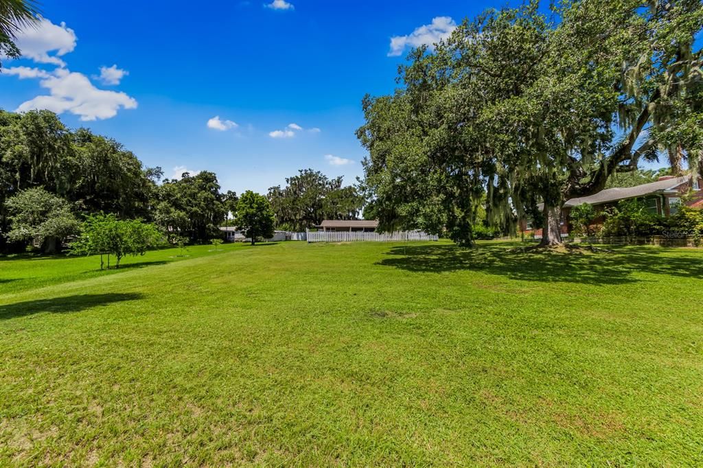 For Sale: $450,000 (3 beds, 2 baths, 2028 Square Feet)