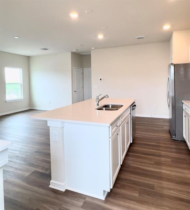 Active With Contract: $4,500 (4 beds, 3 baths, 3346 Square Feet)