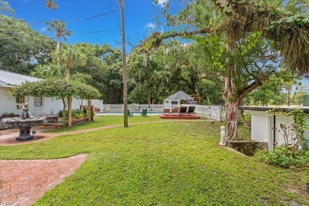 En Venta: $1,199,000 (4 camas, 3 baños, 3204 Pies cuadrados)