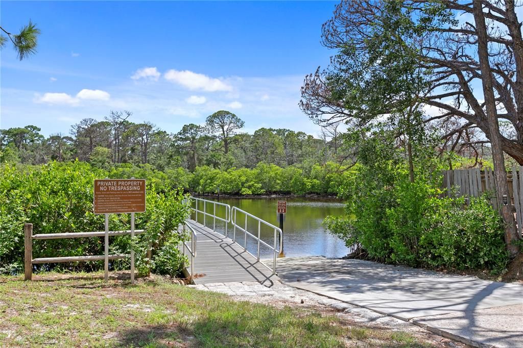 Active With Contract: $979,000 (5 beds, 3 baths, 3206 Square Feet)