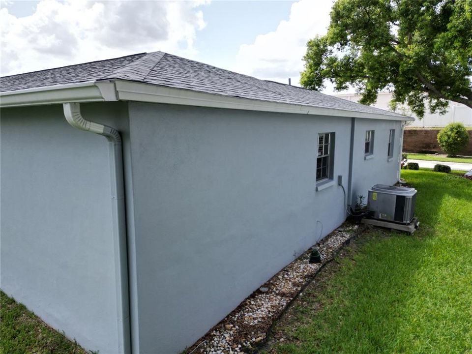 For Sale: $252,000 (3 beds, 2 baths, 1333 Square Feet)