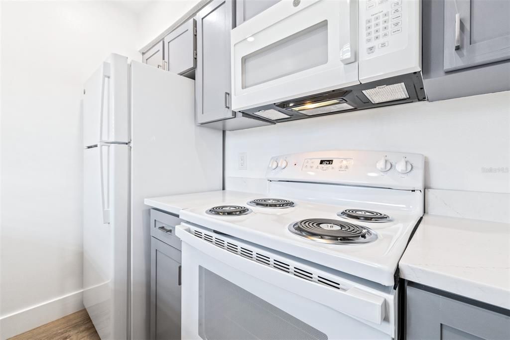 For Rent: $1,700 (1 beds, 1 baths, 605 Square Feet)