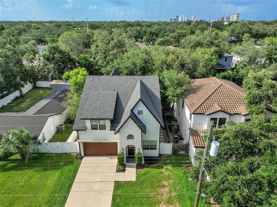 Active With Contract: $1,485,000 (5 beds, 3 baths, 3274 Square Feet)