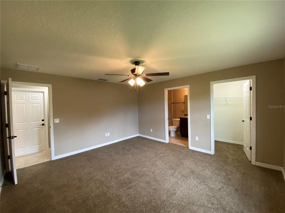 For Rent: $1,650 (3 beds, 2 baths, 1352 Square Feet)