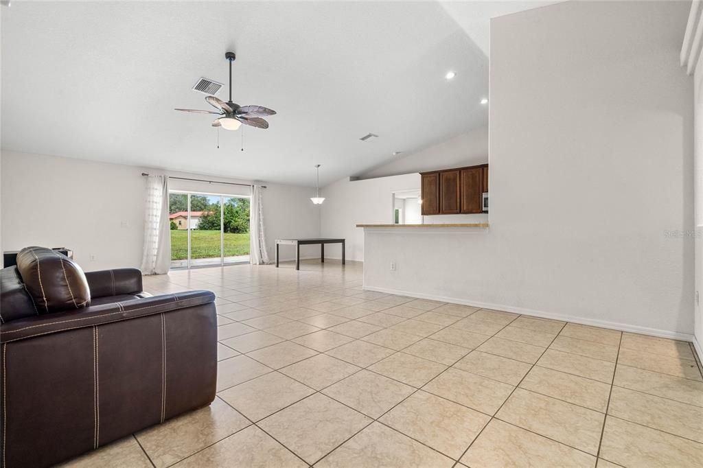 Active With Contract: $429,900 (4 beds, 2 baths, 2294 Square Feet)